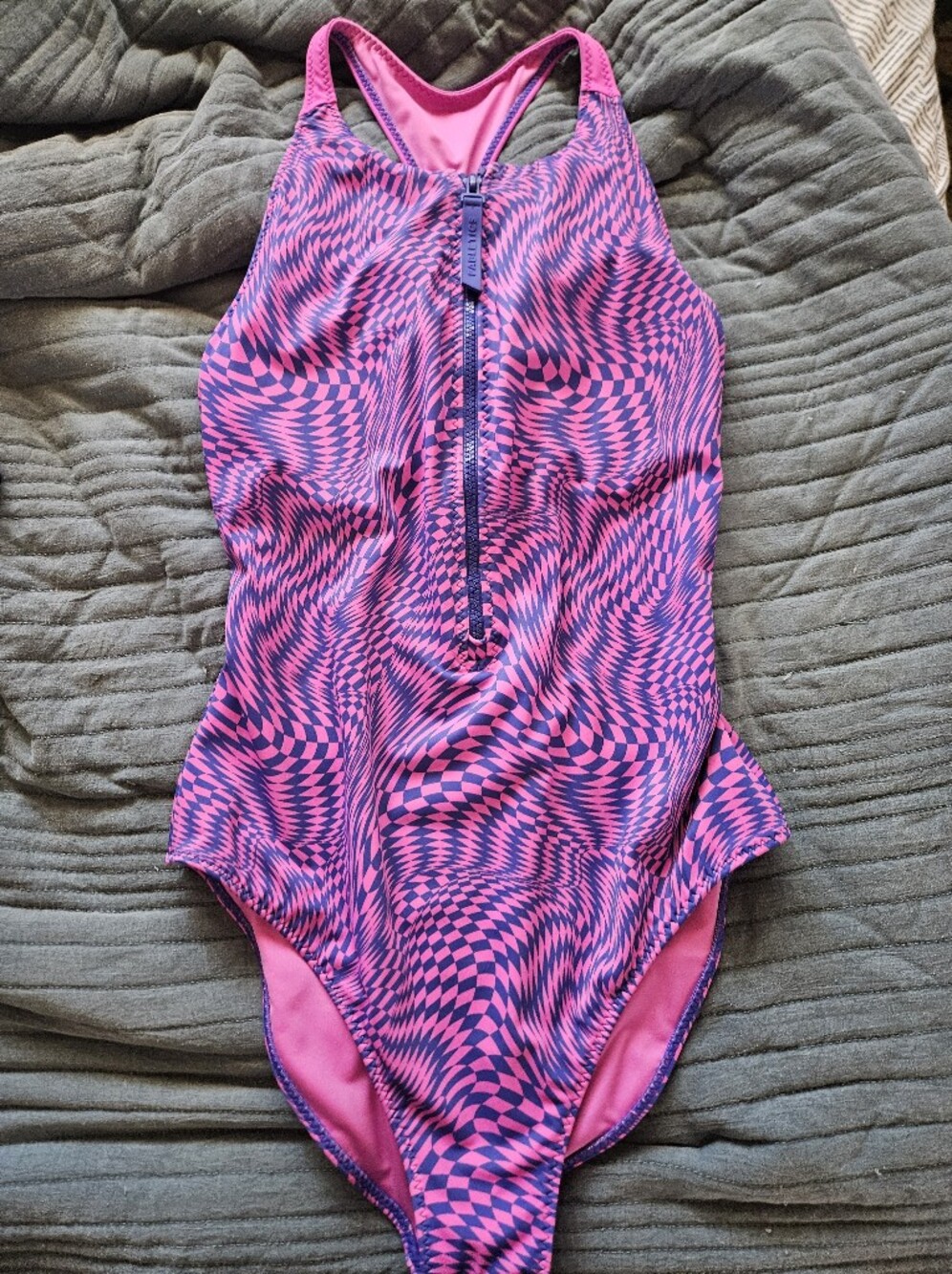 Fabletics One Piece - Picture 3 of 9